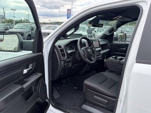2027 RAM Ram 1500 RAM 1500 TRADESMAN QUAD CAB 4X4 6'4' BOX