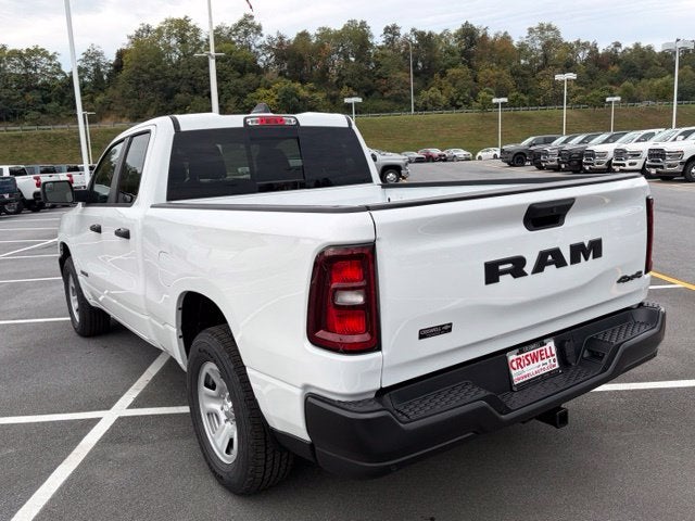 2027 RAM Ram 1500 RAM 1500 TRADESMAN QUAD CAB 4X4 6'4' BOX