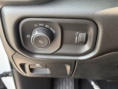 2026 RAM Ram 1500 RAM 1500 TRADESMAN QUAD CAB 4X4 6'4' BOX