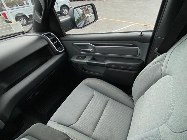 2021 RAM 1500 Big Horn Crew Cab 4x4 5'7' Box