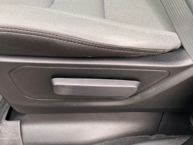 2021 RAM 1500 Big Horn Crew Cab 4x4 5'7' Box