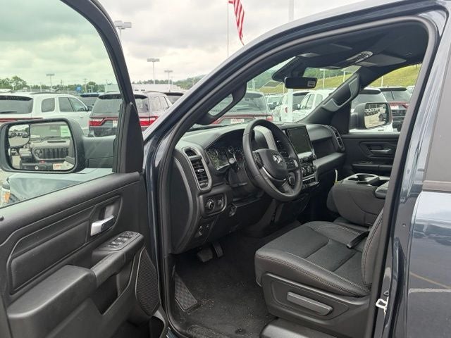 2026 RAM Ram 1500 RAM 1500 TRADESMAN CREW CAB 4X4 5'7' BOX
