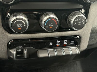 2026 RAM Ram 1500 RAM 1500 TRADESMAN CREW CAB 4X4 5'7' BOX