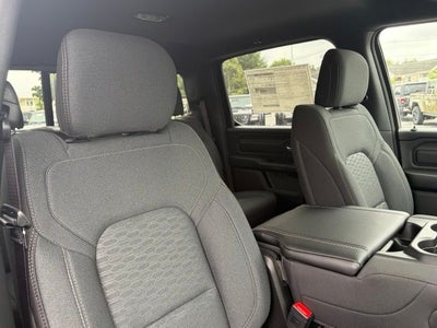 2026 RAM Ram 1500 RAM 1500 TRADESMAN CREW CAB 4X4 5'7' BOX