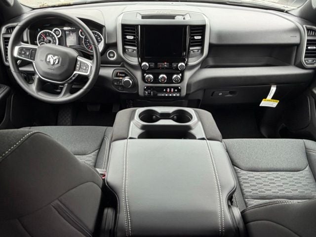 2026 RAM Ram 1500 RAM 1500 TRADESMAN CREW CAB 4X4 5'7' BOX