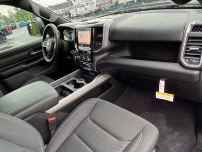 2025 RAM 1500 Tradesman Crew Cab 4x4 5'7' Box