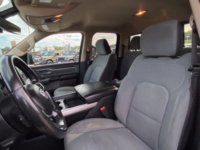 2020 RAM 1500 Big Horn Quad Cab 4x4 6'4' Box