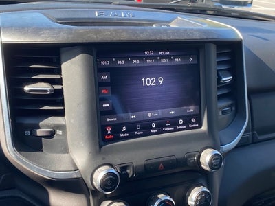 2021 RAM 1500 Big Horn Quad Cab 4x4 6'4' Box