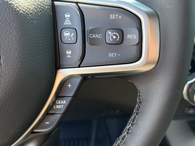 2027 RAM Ram 1500 RAM 1500 BIG HORN CREW CAB 4X4 5'7' BOX