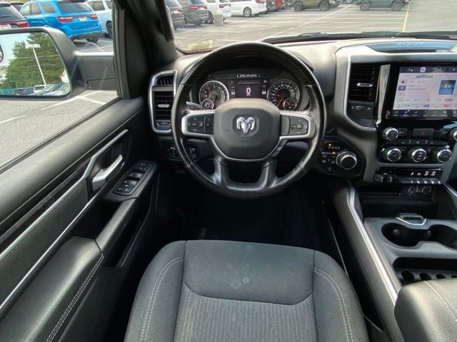 2022 RAM 1500 Big Horn Crew Cab 4x4 5'7' Box