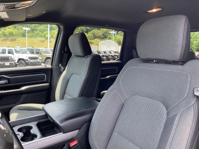 2021 RAM 1500 Big Horn Crew Cab 4x4 5'7' Box
