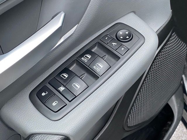 2019 RAM 1500 Big Horn/Lone Star Crew Cab 4x4 5'7' Box