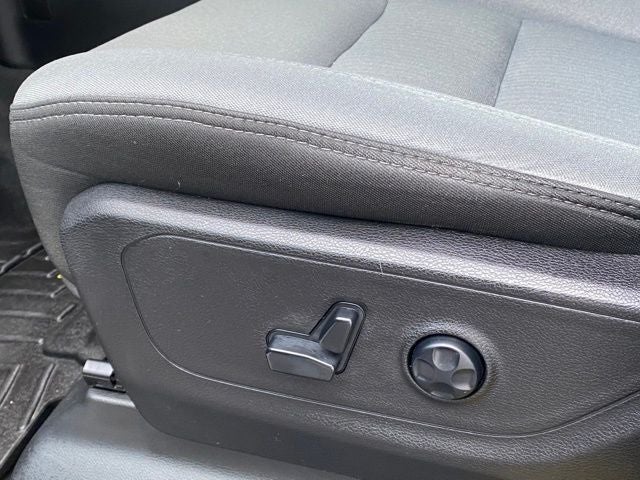 2019 RAM 1500 Big Horn/Lone Star Crew Cab 4x4 5'7' Box