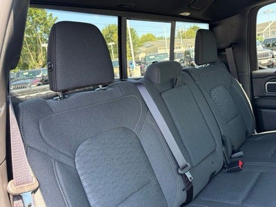 2027 RAM Ram 1500 RAM 1500 BIG HORN CREW CAB 4X4 5'7' BOX