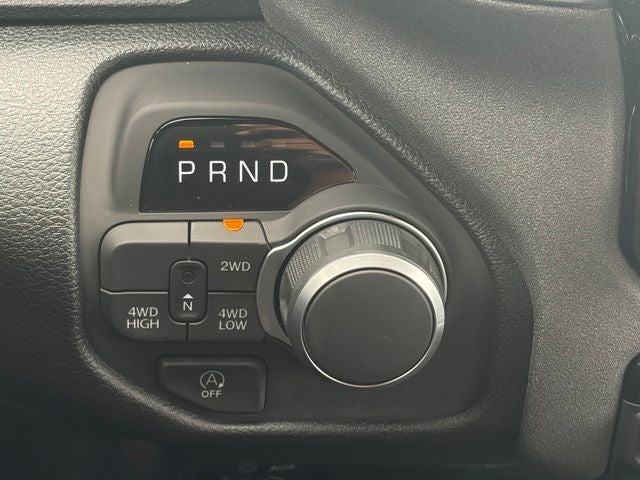 2026 RAM Ram 1500 RAM 1500 TRADESMAN CREW CAB 4X4 5'7' BOX