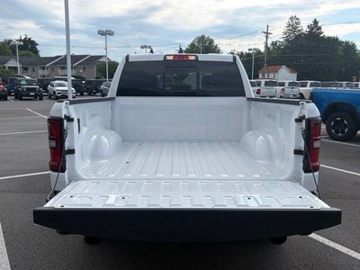 2026 RAM Ram 1500 RAM 1500 TRADESMAN CREW CAB 4X4 5'7' BOX