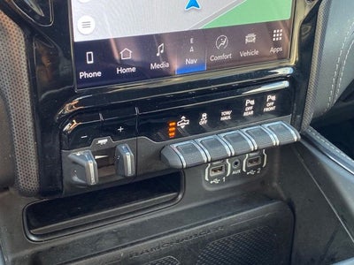 2022 RAM 1500 Limited Crew Cab 4x4 5'7' Box