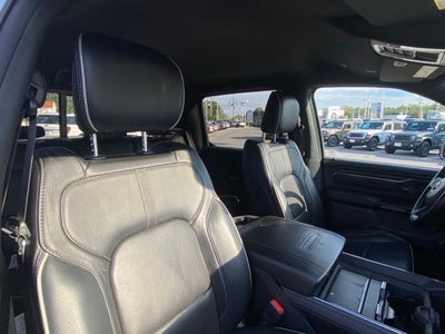 2022 RAM 1500 Limited Crew Cab 4x4 5'7' Box