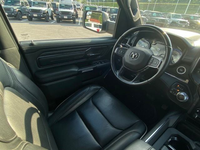 2022 RAM 1500 Limited Crew Cab 4x4 5'7' Box