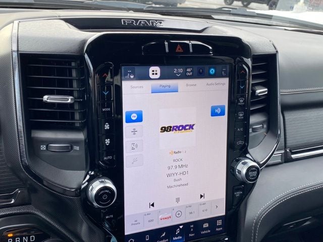 2022 RAM 1500 Limited Crew Cab 4x4 5'7' Box