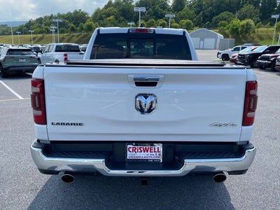2020 RAM 1500 Laramie Crew Cab 4x4 5'7' Box