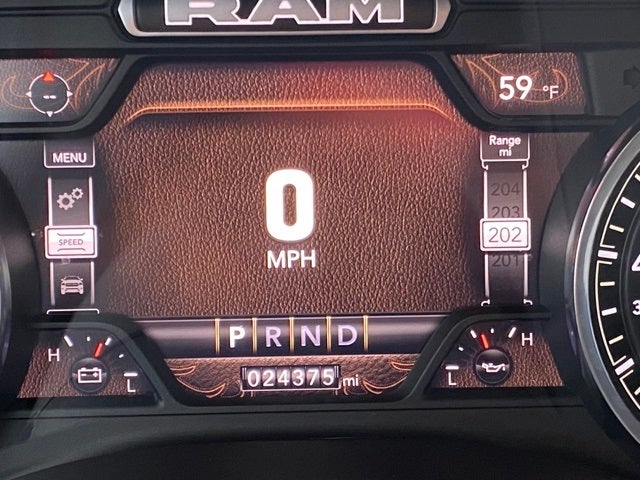 2022 RAM 1500 Laramie Crew Cab 4x4 5'7' Box