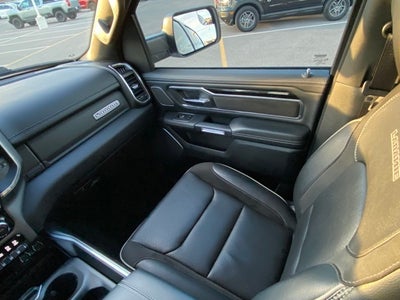 2022 RAM 1500 Laramie Crew Cab 4x4 5'7' Box