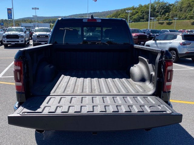 2023 RAM 1500 Laramie Crew Cab 4x4 5'7' Box
