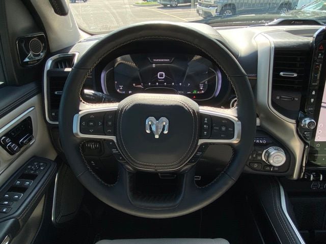 2025 RAM 1500 Tungsten Crew Cab 4x4 5'7' Box
