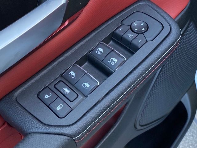 2025 RAM 1500 Rebel Crew Cab 4x4 5'7' Box