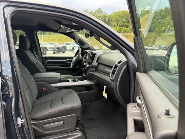 2026 RAM Ram 1500 RAM 1500 BIG HORN CREW CAB 4X4 6'4' BOX