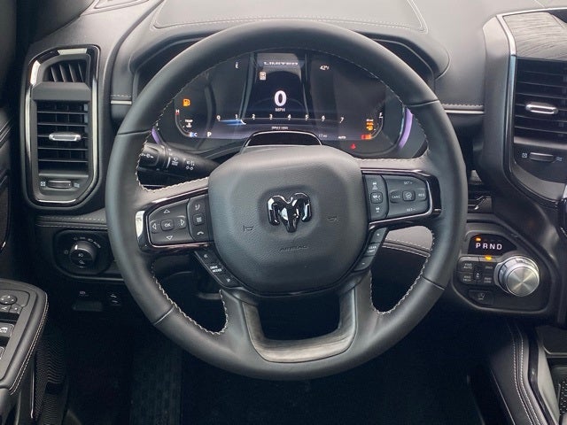 2026 RAM Ram 1500 RAM 1500 LIMITED CREW CAB 4X4 6'4' BOX