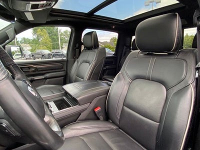 2021 RAM 1500 Limited Crew Cab 4x4 6'4' Box
