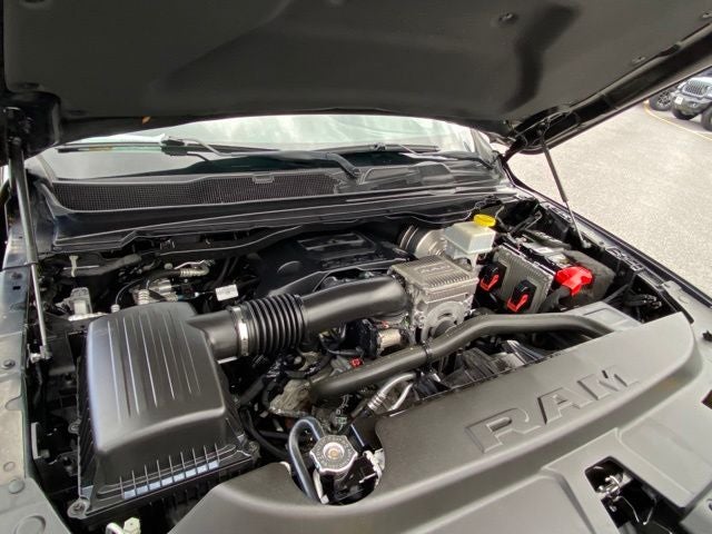 2021 RAM 1500 Limited Crew Cab 4x4 6'4' Box