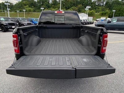 2021 RAM 1500 Limited Crew Cab 4x4 6'4' Box