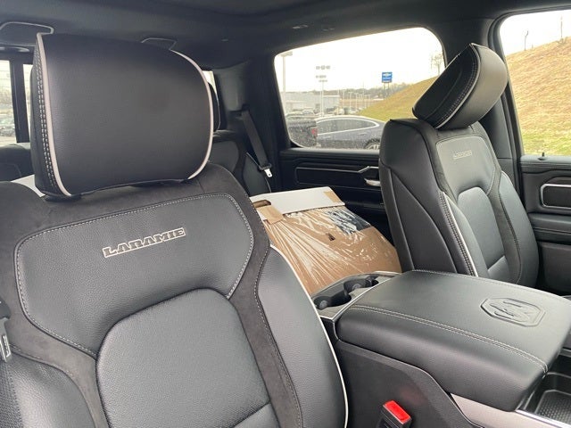 2026 RAM Ram 1500 RAM 1500 LARAMIE CREW CAB 4X4 6'4' BOX