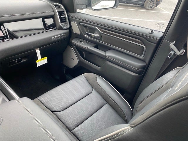 2026 RAM Ram 1500 RAM 1500 LARAMIE CREW CAB 4X4 6'4' BOX