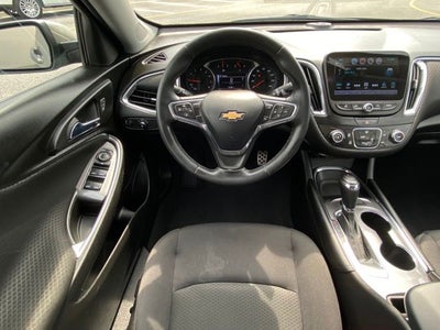 2017 Chevrolet Malibu 1LT
