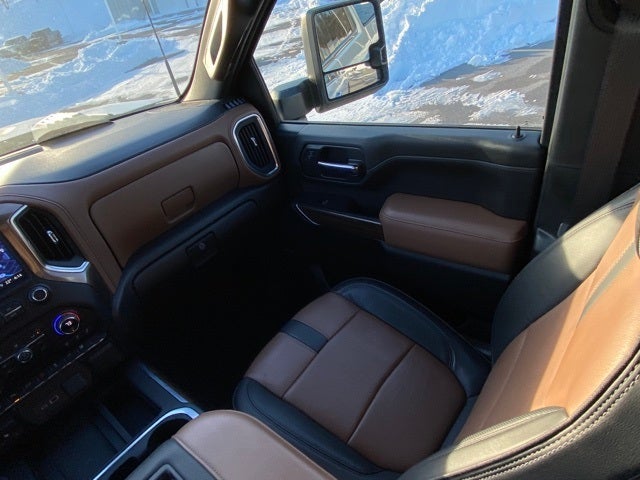 2022 Chevrolet Silverado 2500HD 4WD Crew Cab Standard Bed High Country