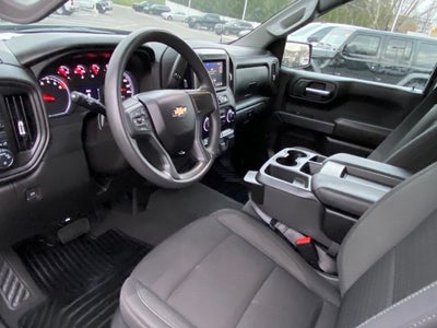 2023 Chevrolet Silverado 1500 4WD Crew Cab Short Bed Custom