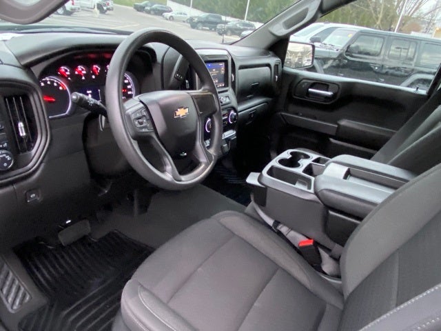 2023 Chevrolet Silverado 1500 4WD Crew Cab Short Bed Custom