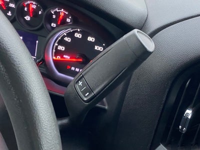 2023 Chevrolet Silverado 1500 4WD Crew Cab Short Bed Custom