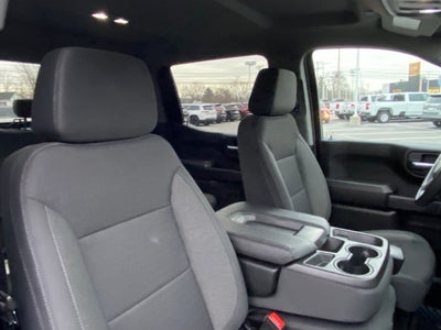 2023 Chevrolet Silverado 1500 4WD Crew Cab Short Bed Custom