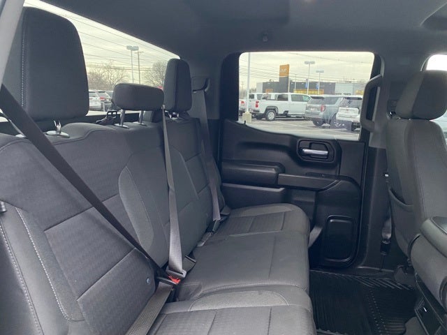 2023 Chevrolet Silverado 1500 4WD Crew Cab Short Bed Custom