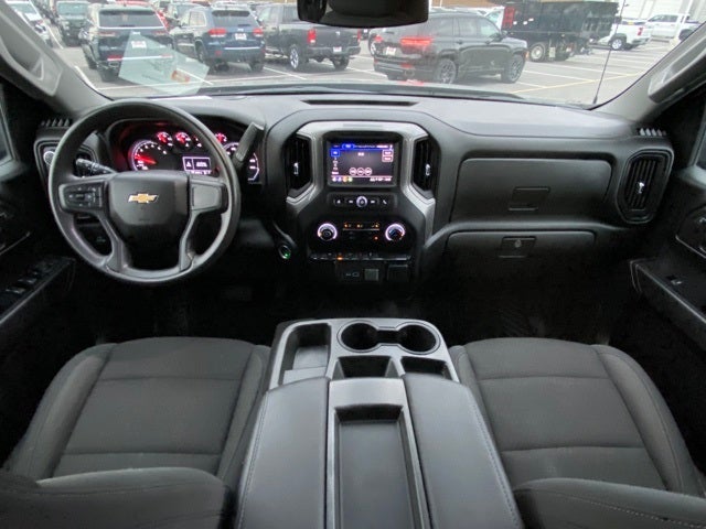 2023 Chevrolet Silverado 1500 4WD Crew Cab Short Bed Custom