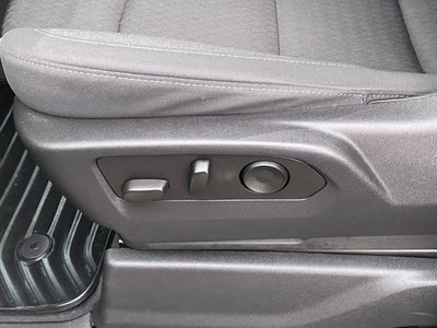 2023 Chevrolet Silverado 1500 4WD Crew Cab Short Bed Custom