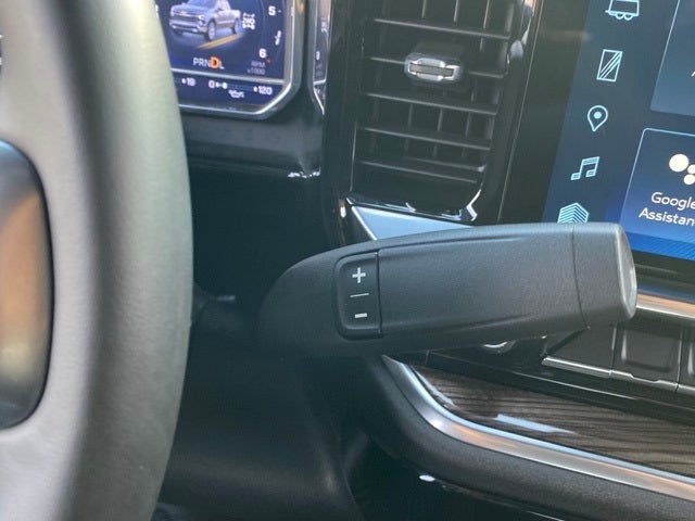 2023 Chevrolet Silverado 1500 4WD Crew Cab Short Bed LT with 2FL