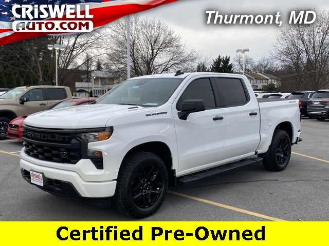 2025 Chevrolet Silverado 1500 4WD Crew Cab Short Bed Custom