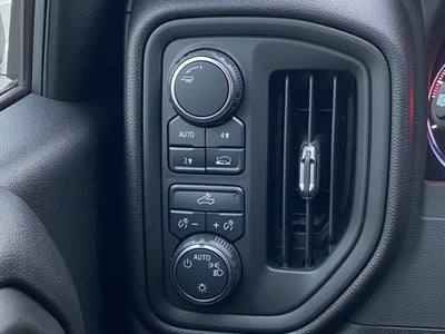 2025 Chevrolet Silverado 1500 4WD Crew Cab Short Bed Custom