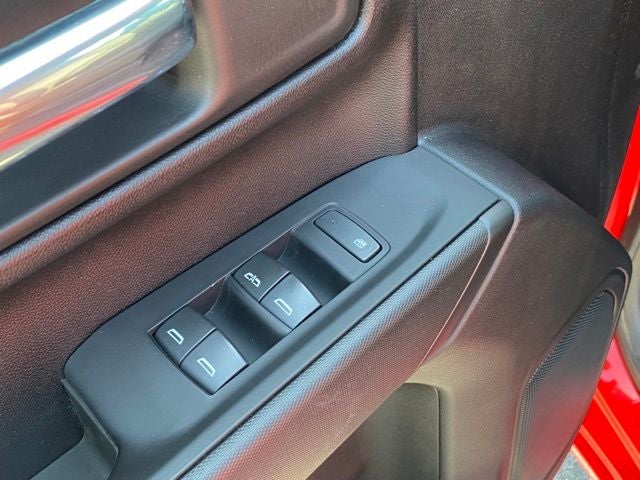 2022 Chevrolet Silverado 1500 LTD 4WD Crew Cab Short Bed WT